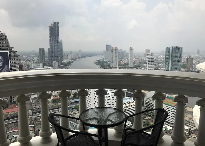 37th At State Tower With River View Bangkok